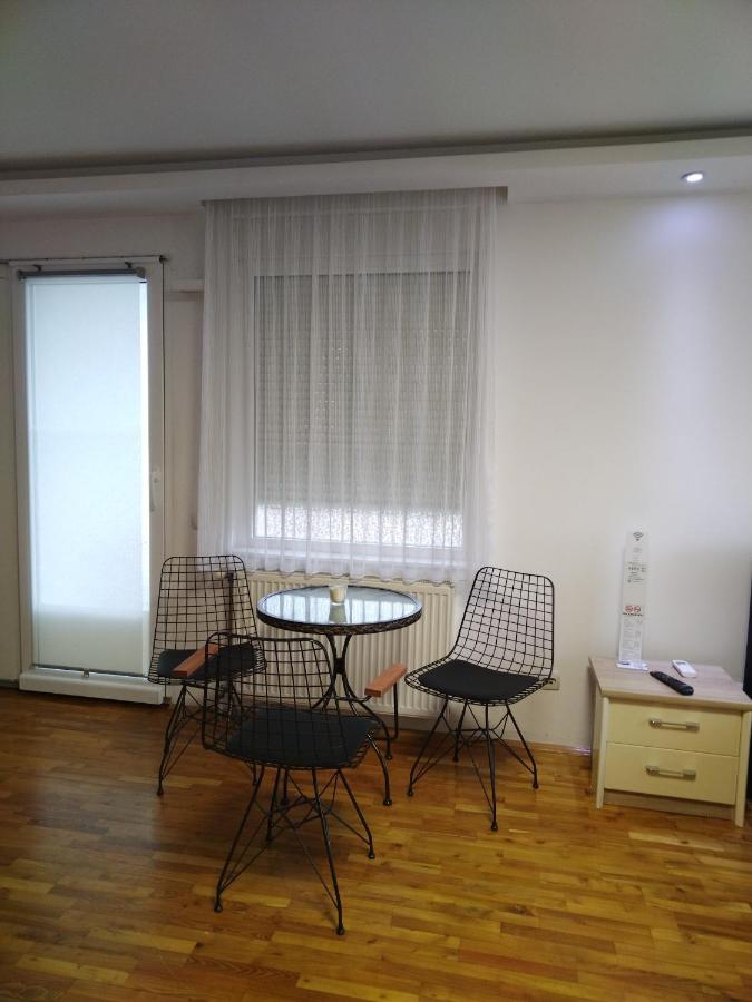 Apartmani Pause Ni Esterno foto